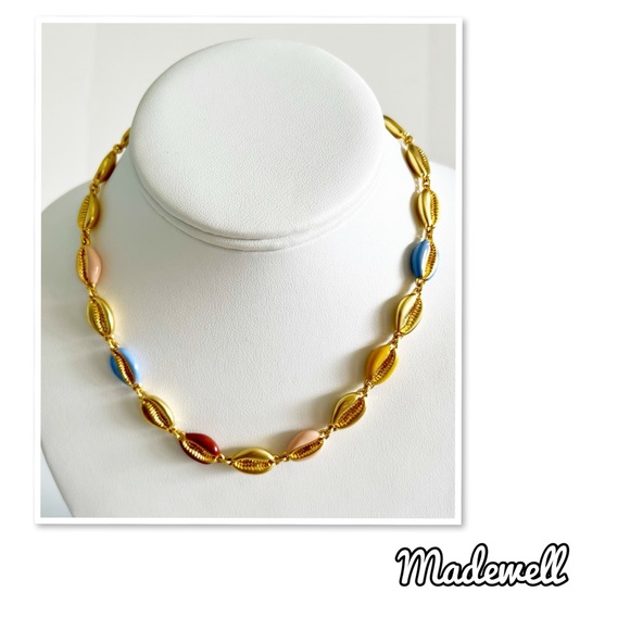 Madewell Enameled Cowrie Shell Necklace - Picture 1 of 6
